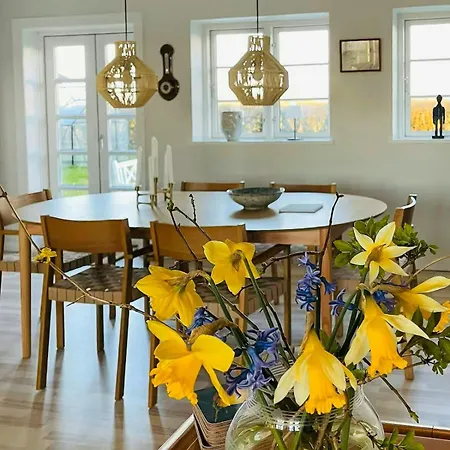 Semesterbostad Historic Gatehouse At Sollestedgaard Manor