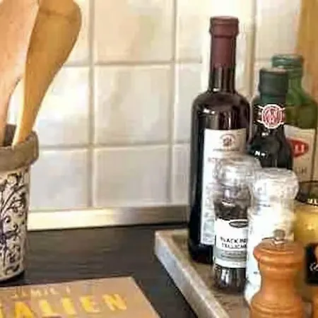 Historic Gatehouse At Sollestedgaard Manor Semesterbostad